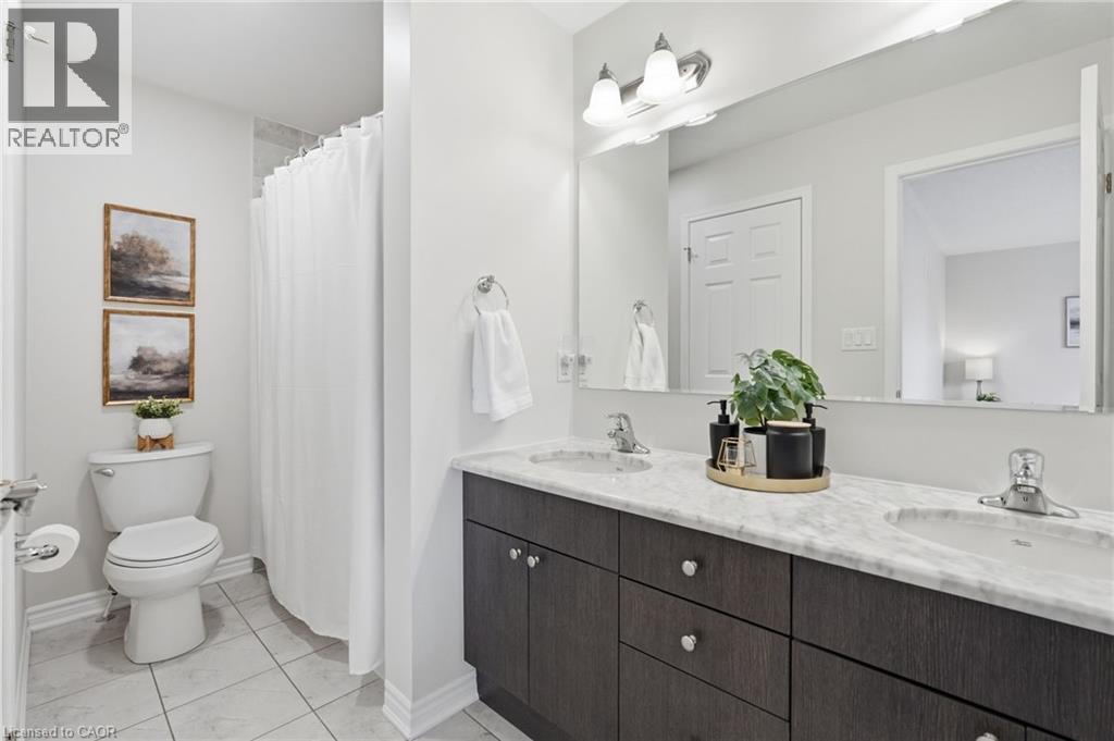 16 Dredge Court, Milton, Ontario  L9T 8T1 - Photo 23 - 40824816