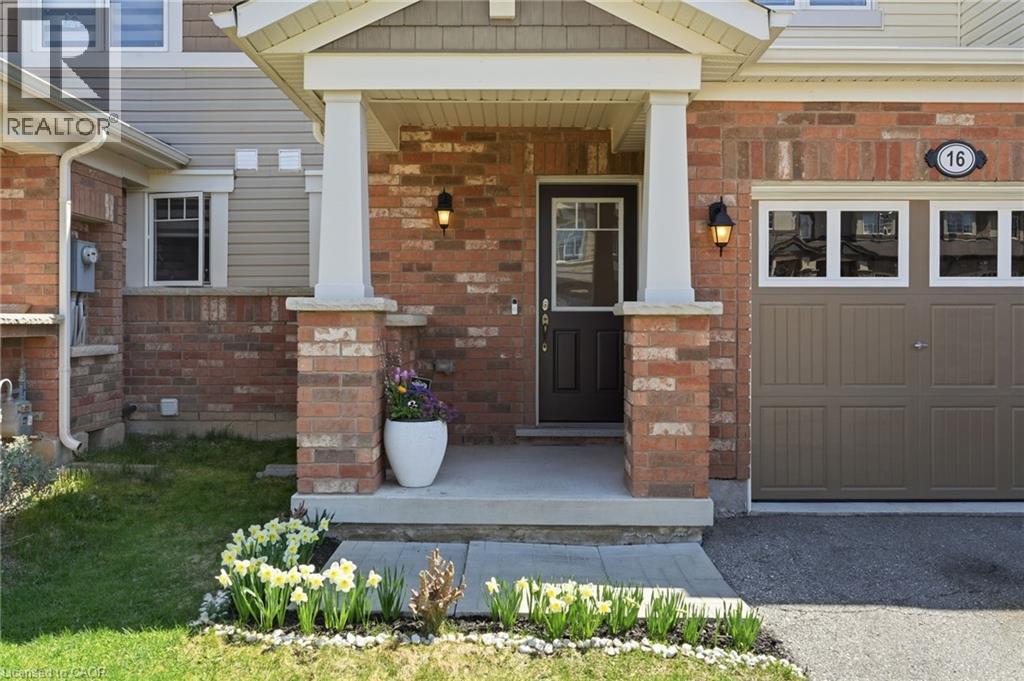 16 Dredge Court, Milton, Ontario  L9T 8T1 - Photo 3 - 40824816