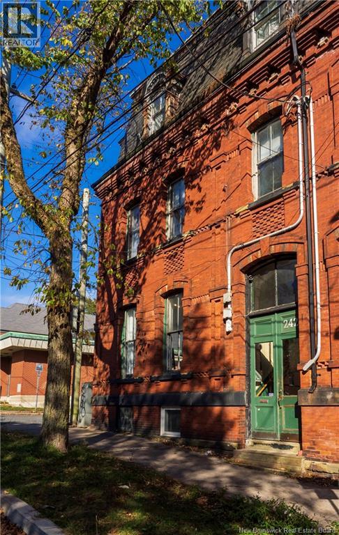 242 Germain Street, Saint John, New Brunswick  E2L 2G6 - Photo 1 - NB139053