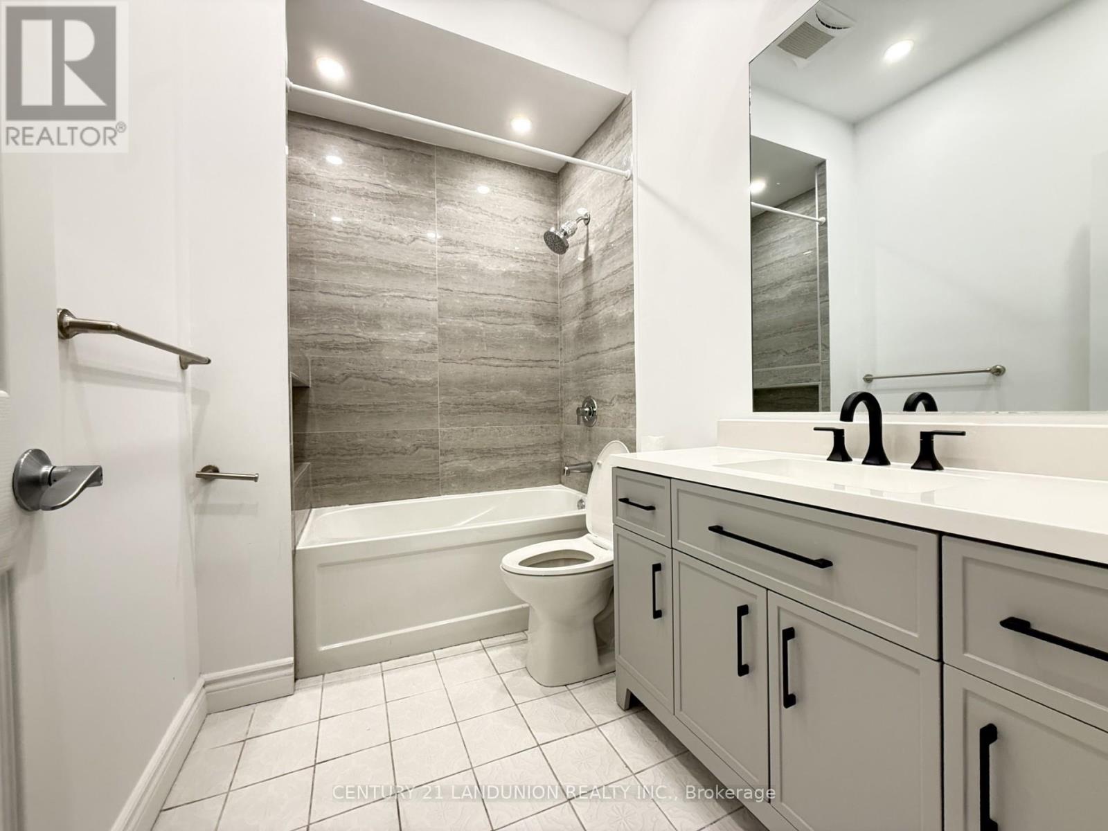 457 Ossington Avenue, Toronto, Ontario  M6G 3T3 - Photo 4 - C13127178