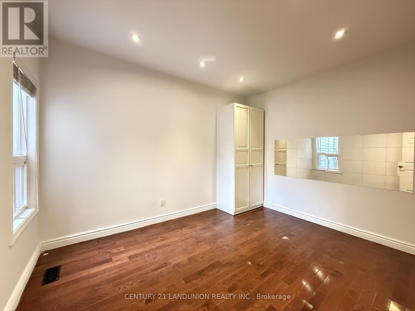 457 Ossington Avenue, Toronto, Ontario  M6G 3T3 - Photo 5 - C13127178