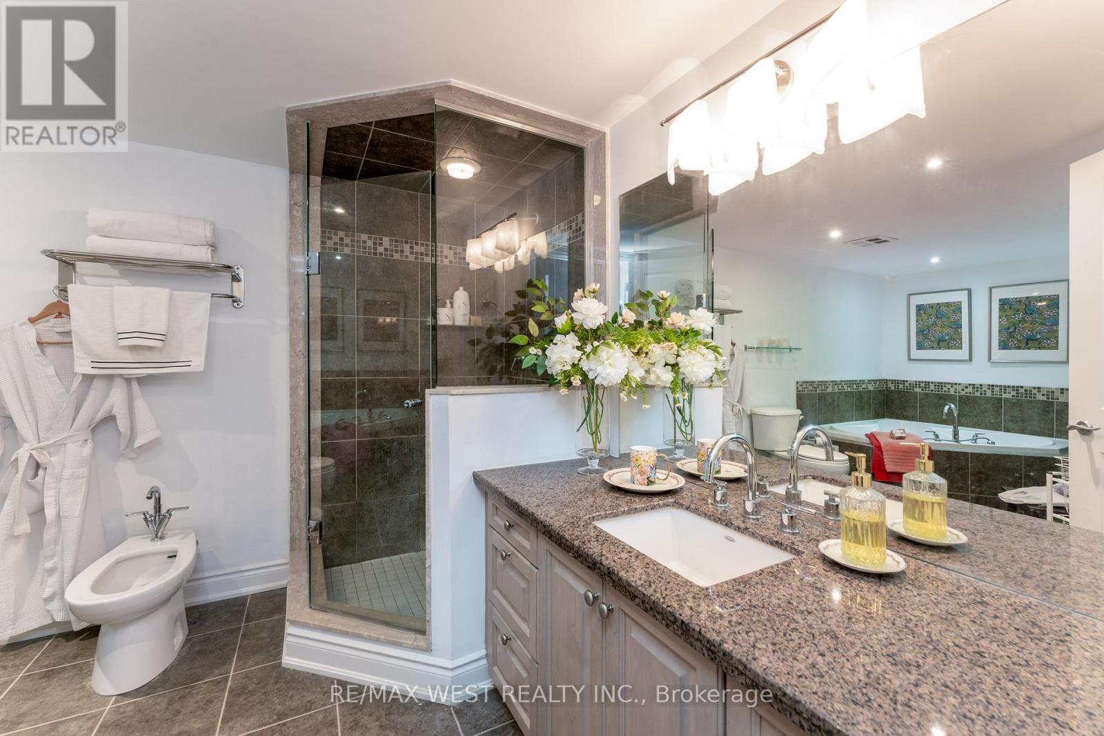 208 - 1111 Avenue Road, Toronto, Ontario  M5N 3B2 - Photo 28 - C13127244