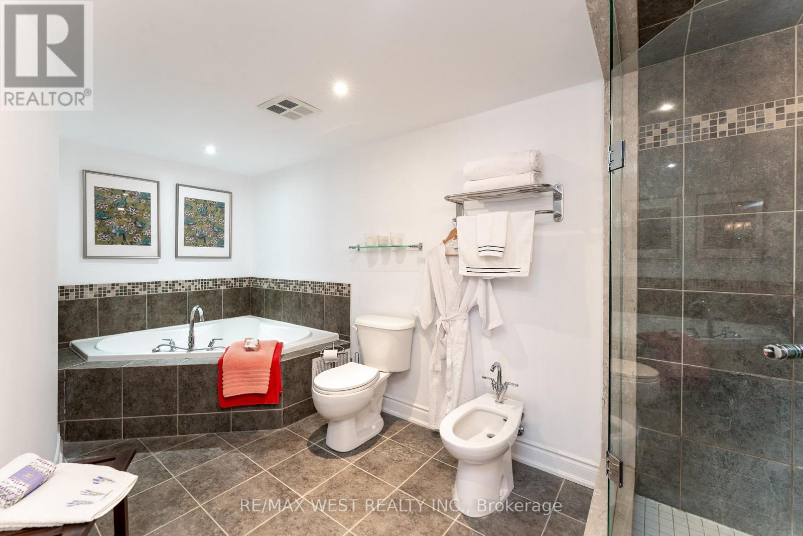 208 - 1111 Avenue Road, Toronto, Ontario  M5N 3B2 - Photo 29 - C13127244