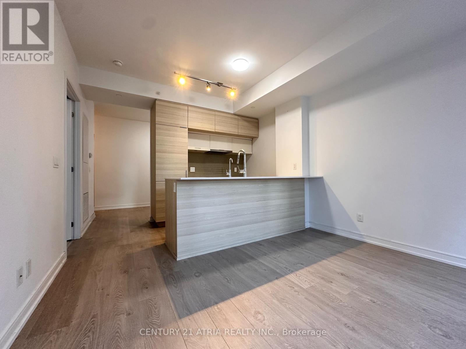 1801 - 88 Scott Street, Toronto, Ontario  M5E 0A9 - Photo 2 - C13127304