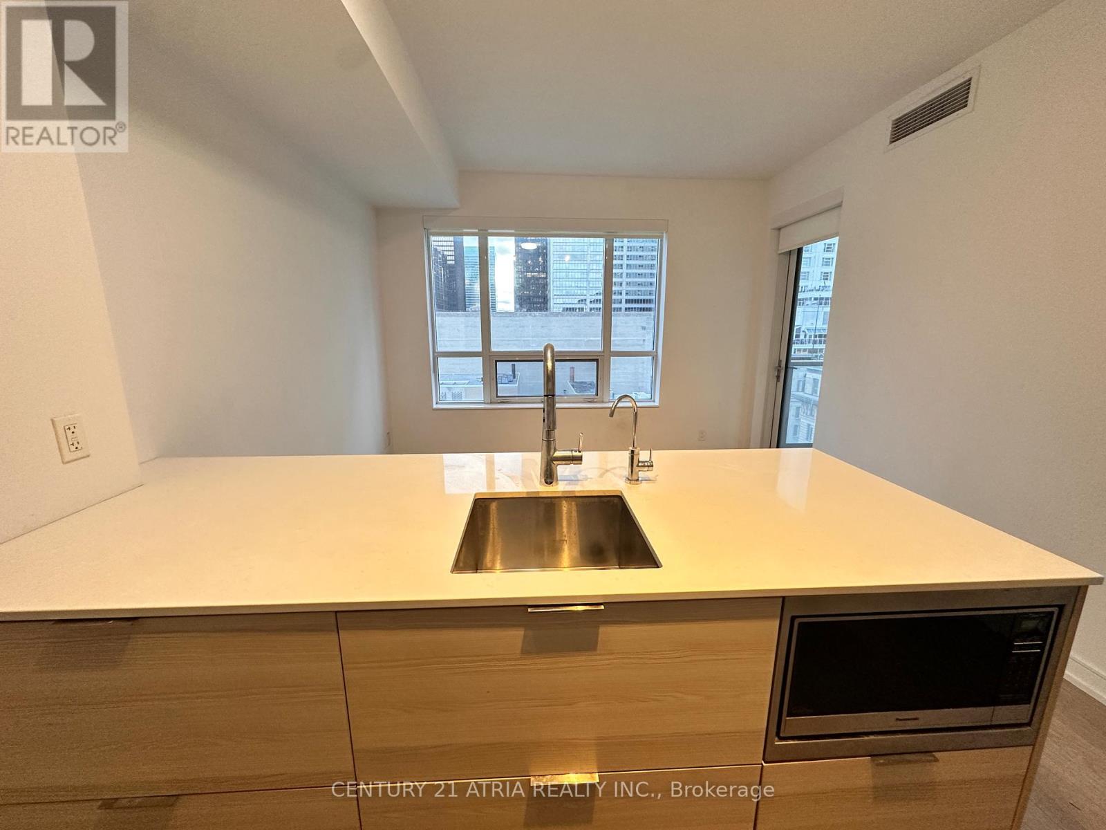 1801 - 88 Scott Street, Toronto, Ontario  M5E 0A9 - Photo 4 - C13127304