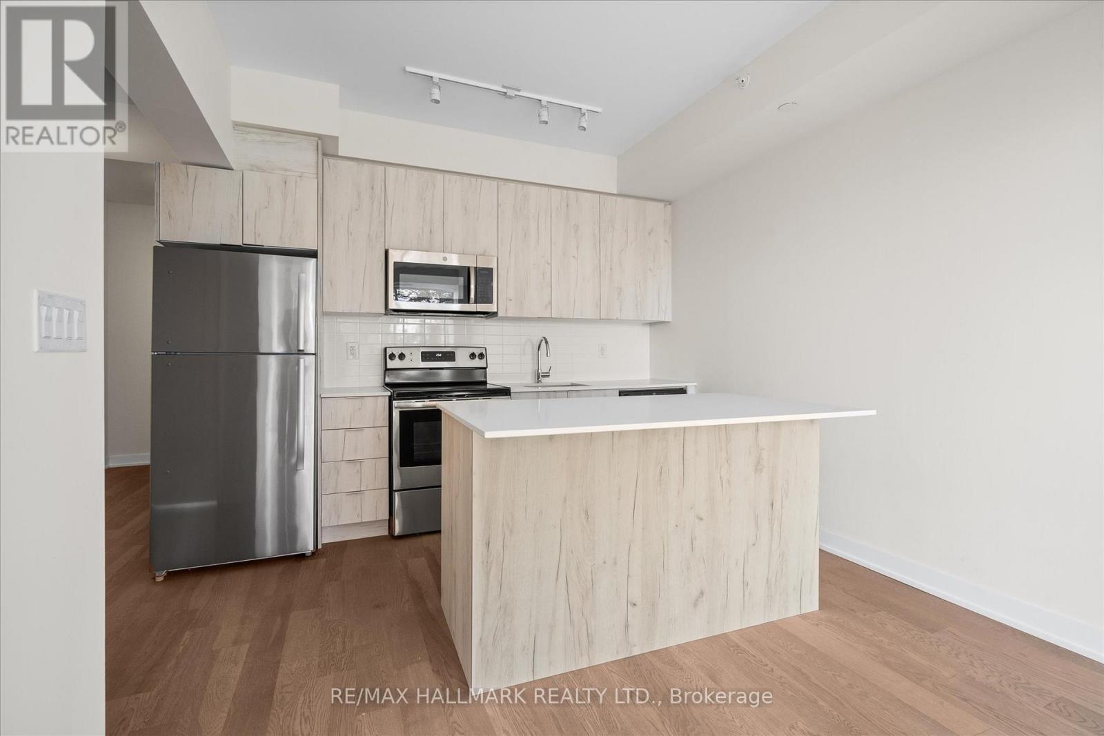 409 - 1350 Kingston Road, Toronto, Ontario  M1N 1C8 - Photo 17 - E13127254