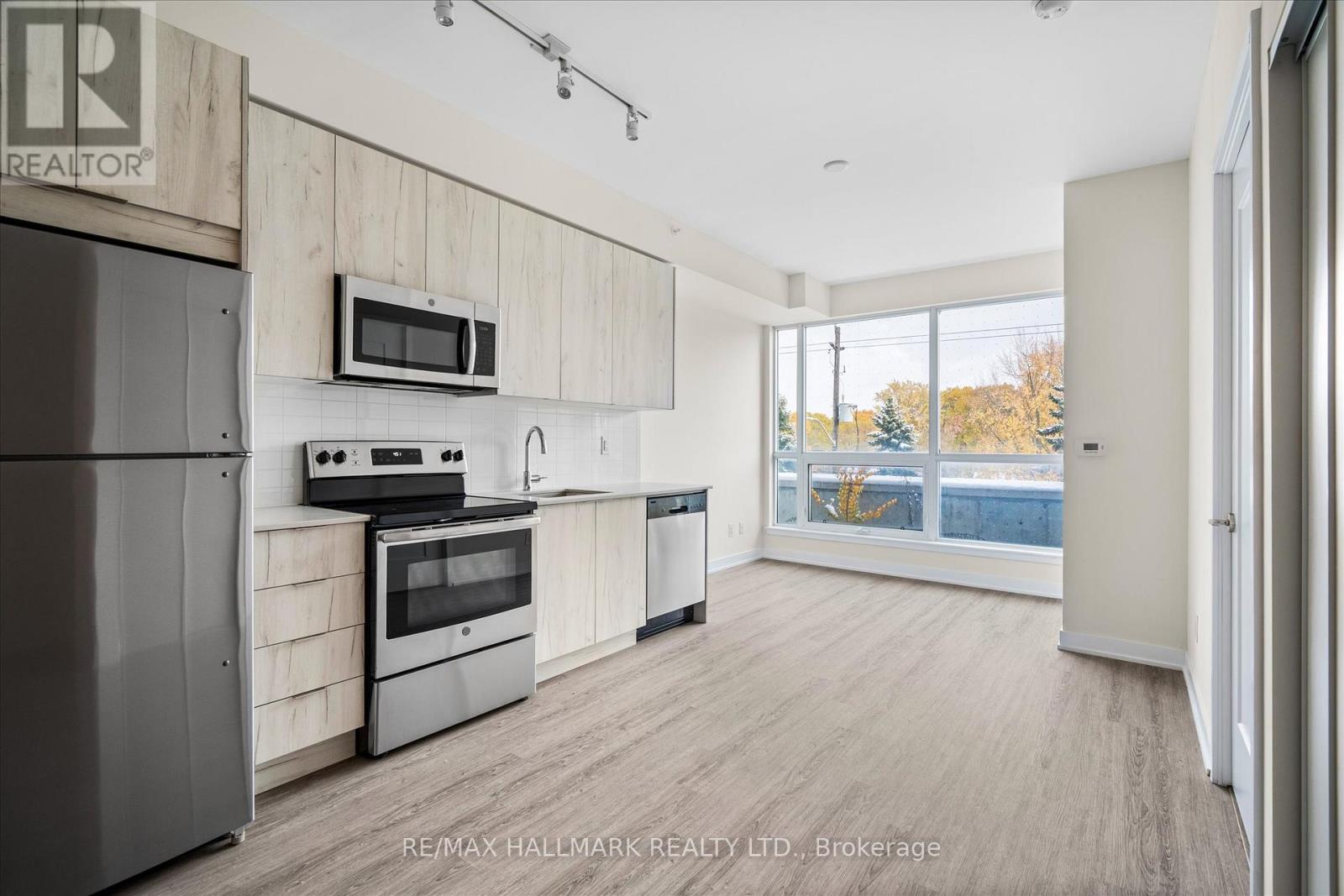 215 - 1350 Kingston Road, Toronto, Ontario  M1N 1C8 - Photo 9 - E13127266