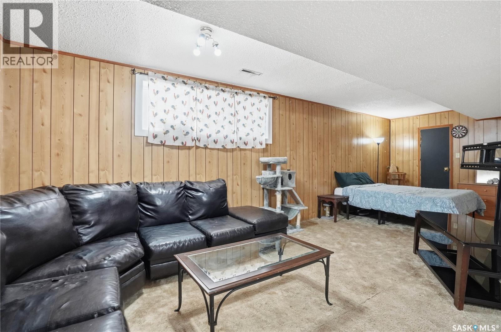 1874 Broder Street, Regina, Saskatchewan  S4N 3R8 - Photo 28 - SK035910