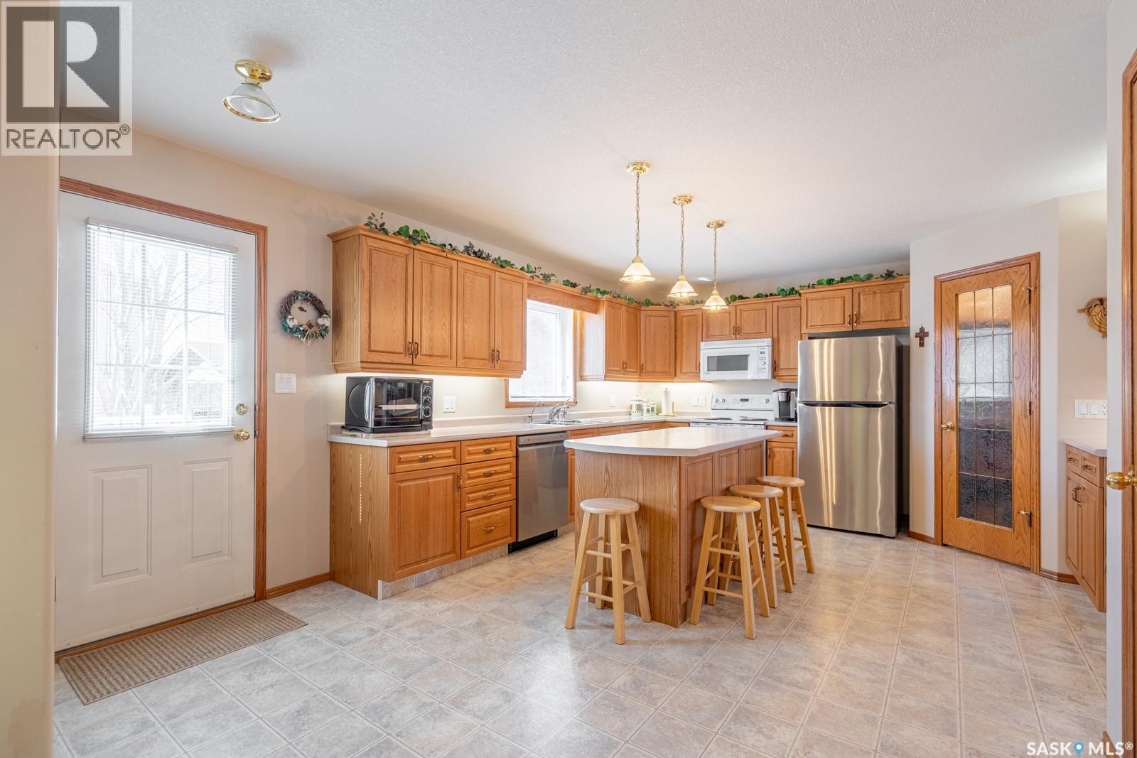 2346 Mcgregor Place, Regina, Saskatchewan  S4V 2Y4 - Photo 13 - SK035879