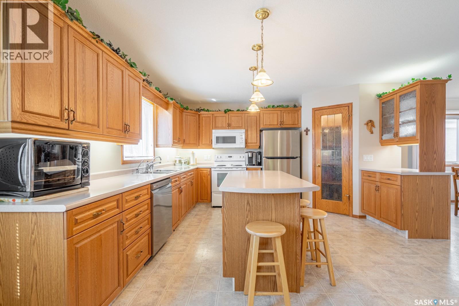 2346 Mcgregor Place, Regina, Saskatchewan  S4V 2Y4 - Photo 16 - SK035879