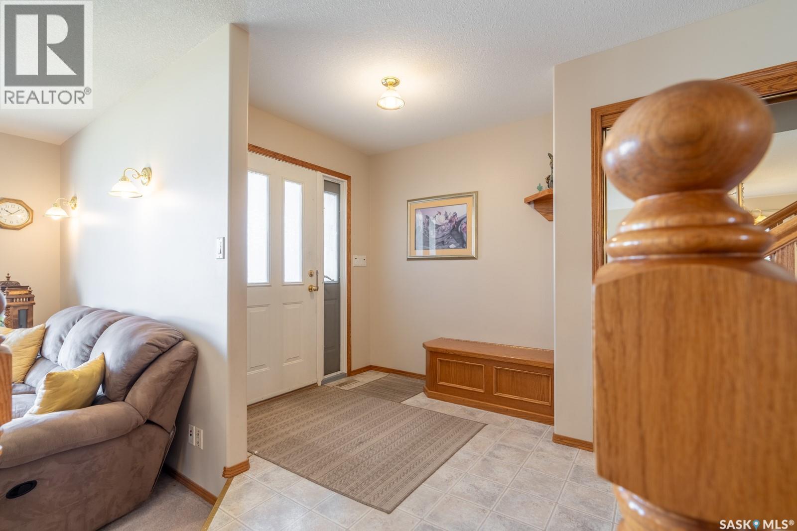 2346 Mcgregor Place, Regina, Saskatchewan  S4V 2Y4 - Photo 8 - SK035879