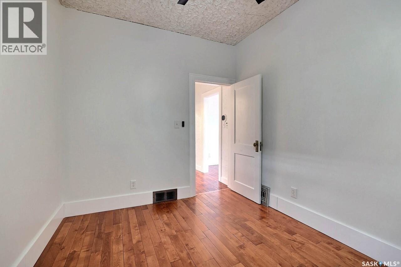 2300 Atkinson Street, Regina, Saskatchewan  S4N 3X3 - Photo 18 - SK035755