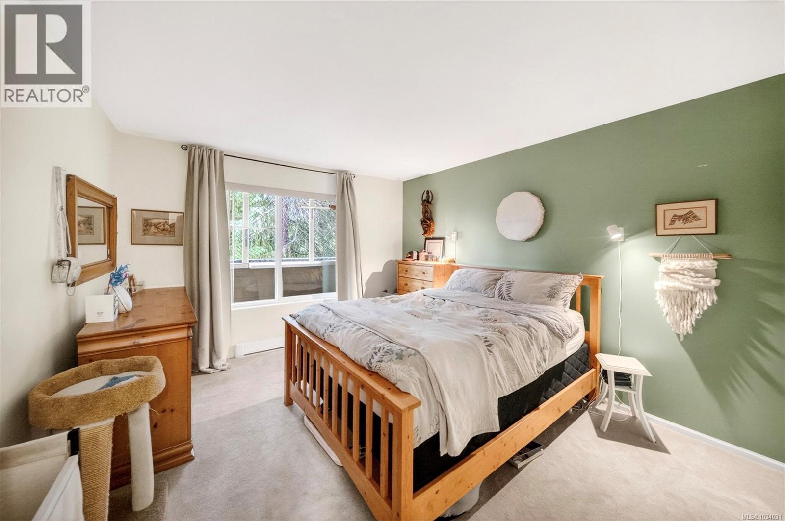 206 3225 Alder St, Saanich, British Columbia  V8X 1P3 - Photo 14 - 1034031
