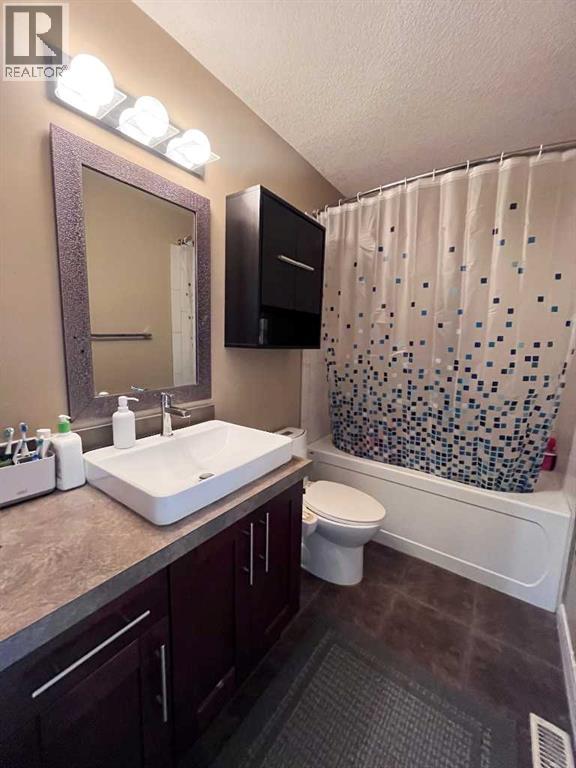 12406 102b Street, Grande Prairie, Alberta  T8V 6J2 - Photo 16 - A2310956