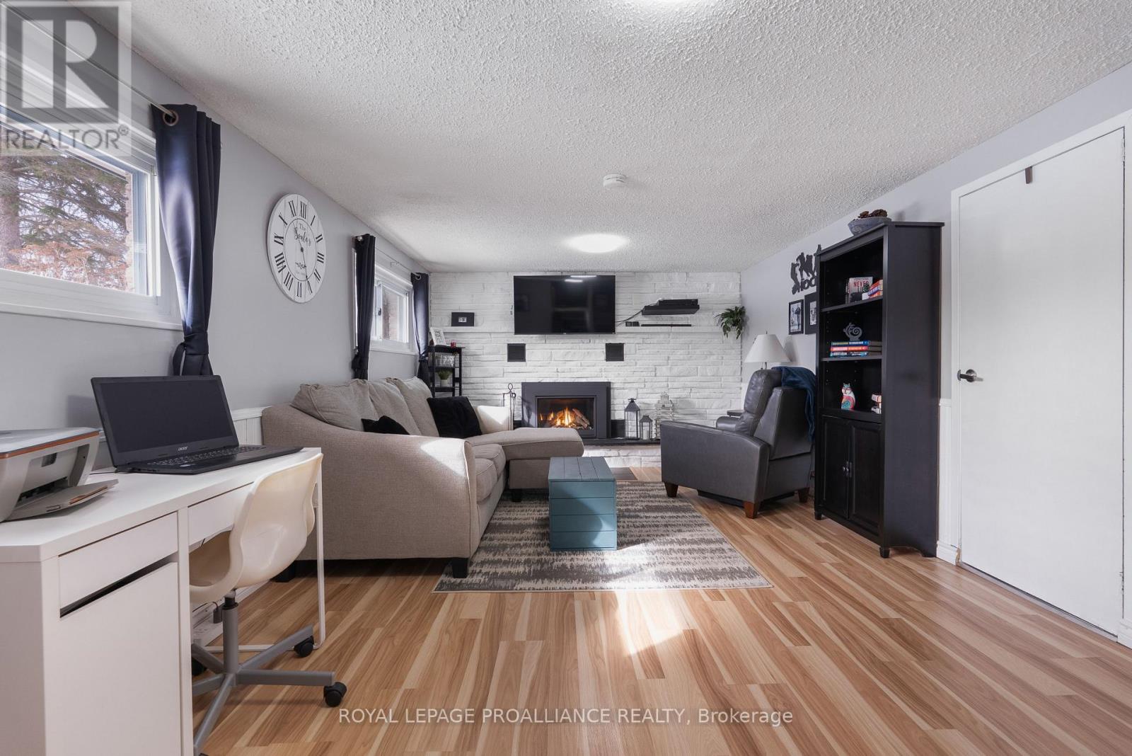 202 Huntingwood Drive, Quinte West, Ontario  K8N 4Z5 - Photo 28 - X12899914