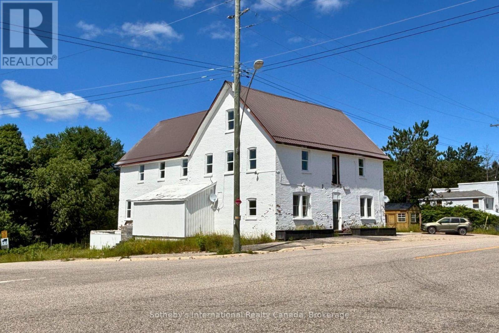 2502 Highway 518 W, Mcmurrich/monteith, Ontario  P0A 1Y0 - Photo 4 - X12664384