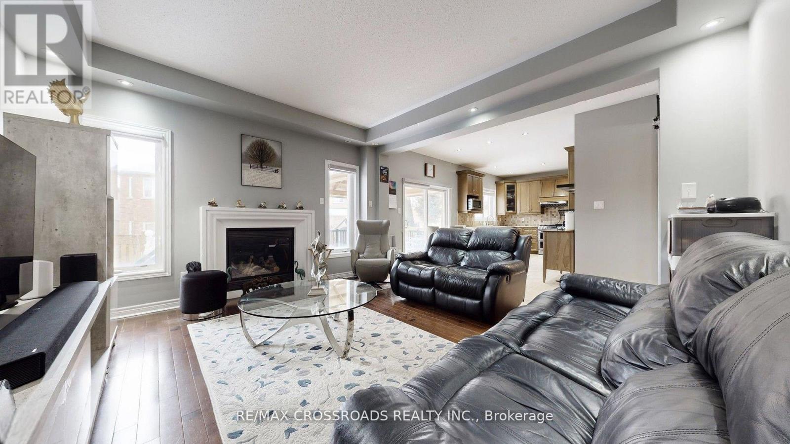 23 Oakborough Drive, Markham, Ontario  L6B 0H3 - Photo 12 - N13127118
