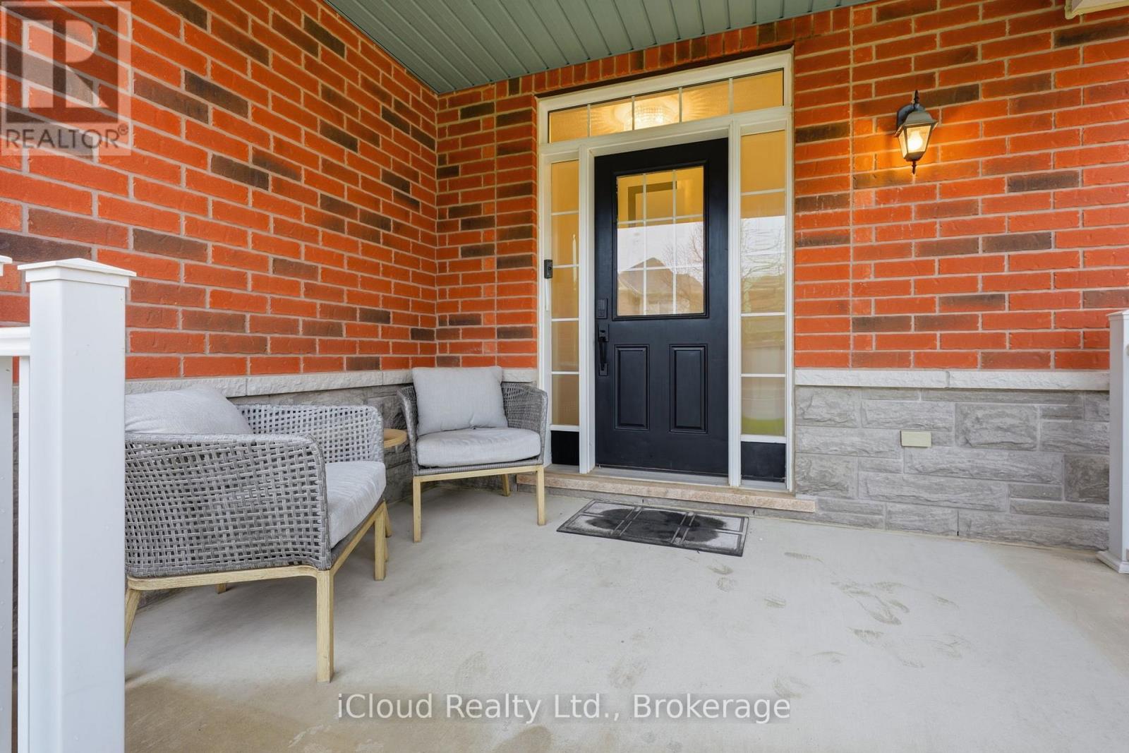 23 Sweetner Drive, Whitchurch-Stouffville, Ontario  L4A 0L2 - Photo 3 - N13127144