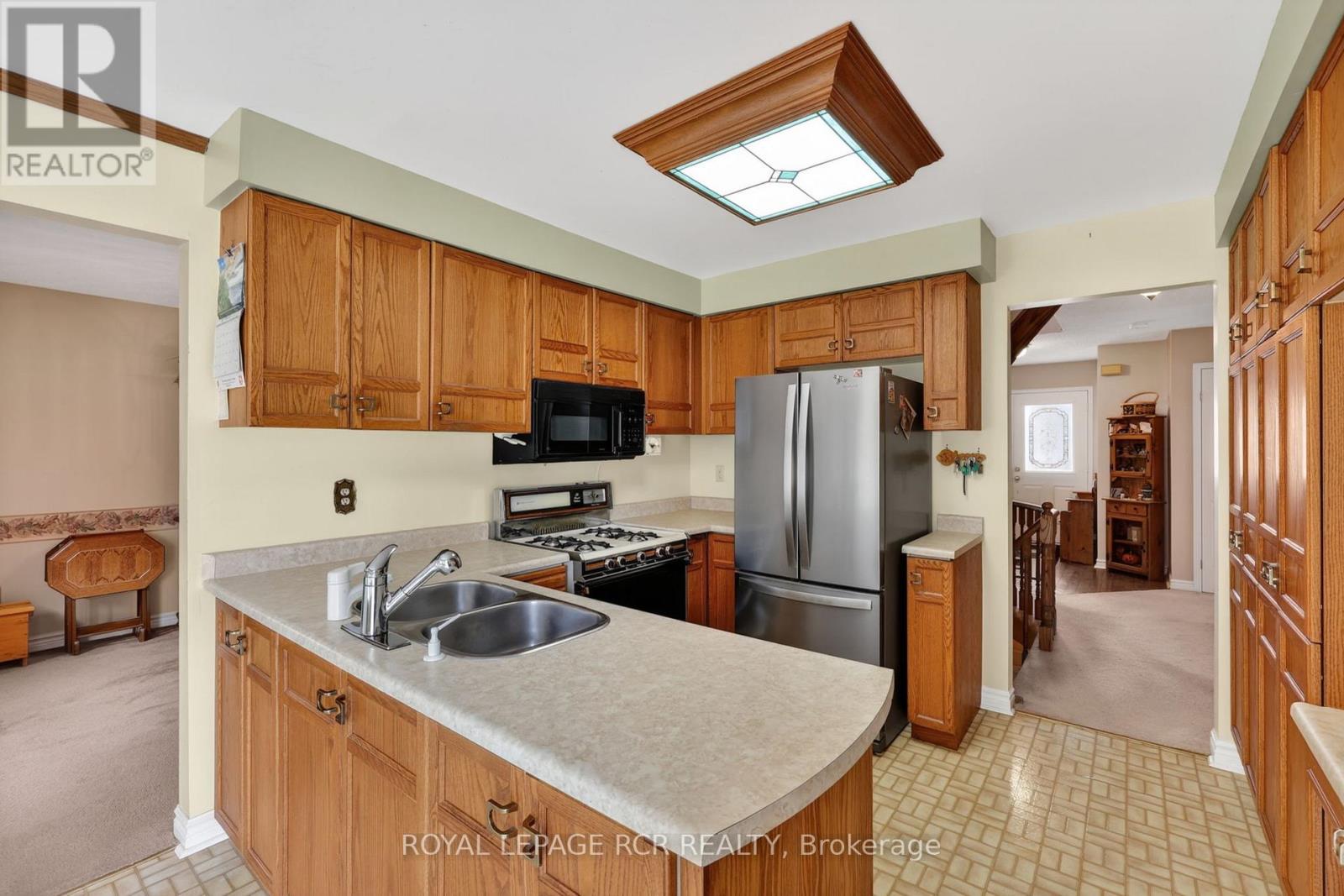443 Herridge Circle, Newmarket, Ontario  L3Y 7H7 - Photo 7 - N13127218