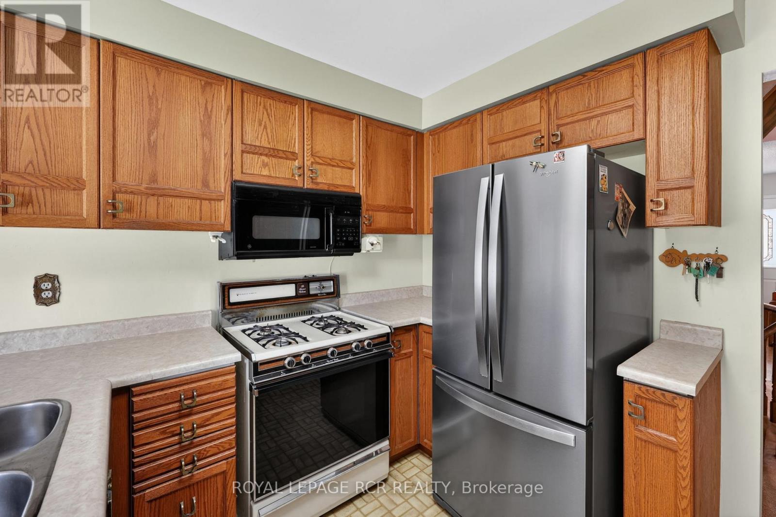 443 Herridge Circle, Newmarket, Ontario  L3Y 7H7 - Photo 9 - N13127218