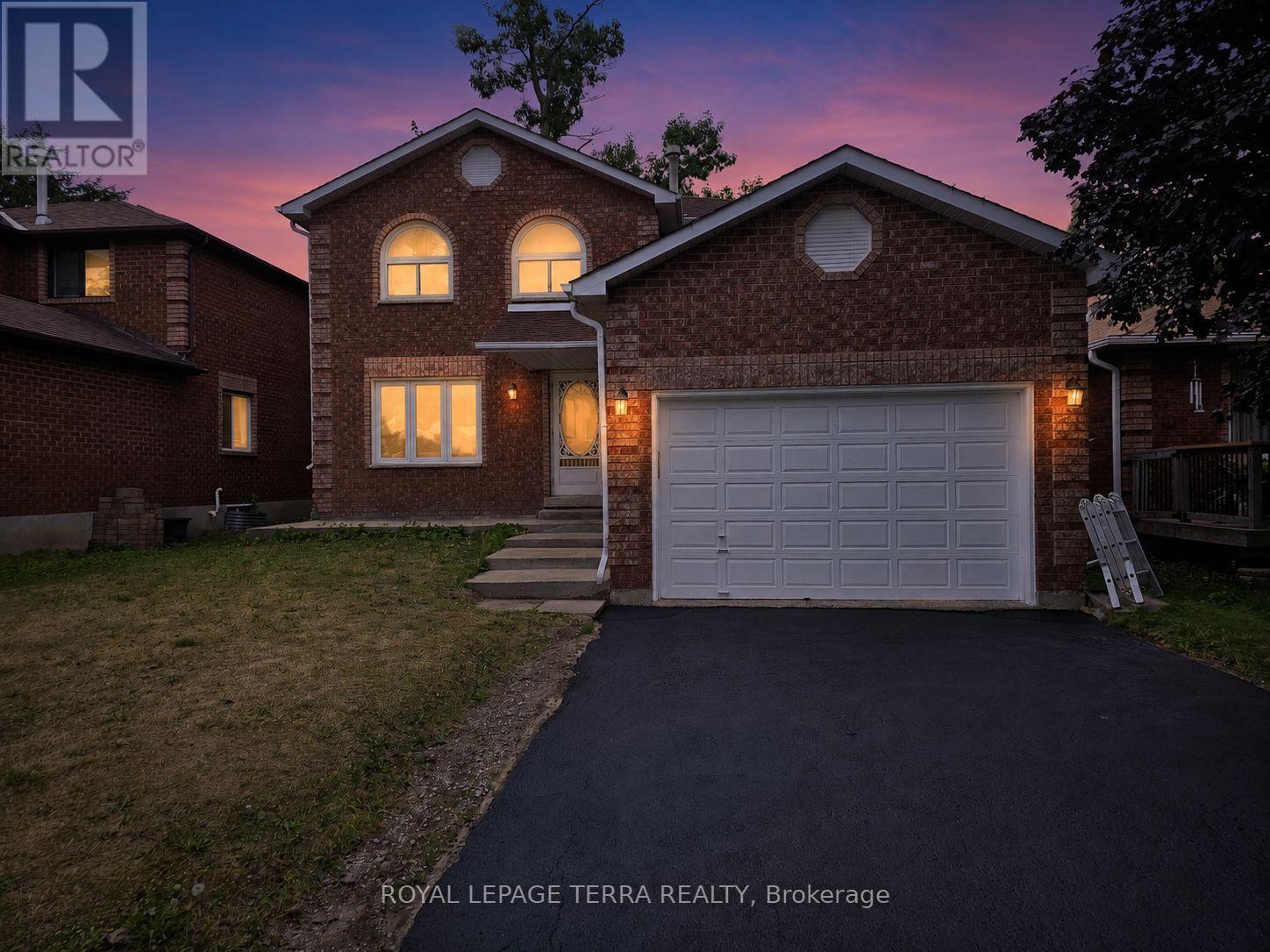 23 FERGUSON DRIVE, Barrie, Ontario