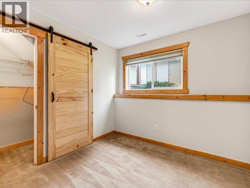 4c Spruce Place, Fernie, British Columbia  V0B 1M4 - Photo 36 - 10385858