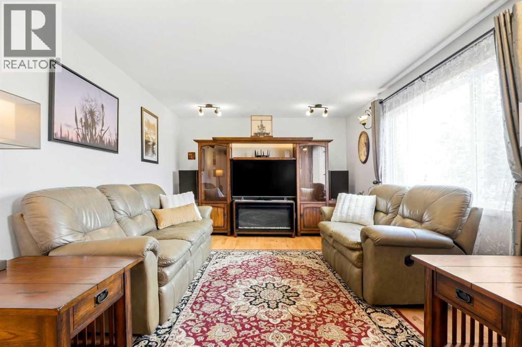 8303 Bowglen Road Nw, Calgary, Alberta  T3B 2T1 - Photo 11 - A2310221