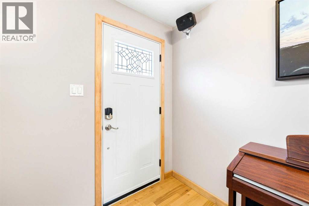 8303 Bowglen Road Nw, Calgary, Alberta  T3B 2T1 - Photo 8 - A2310221