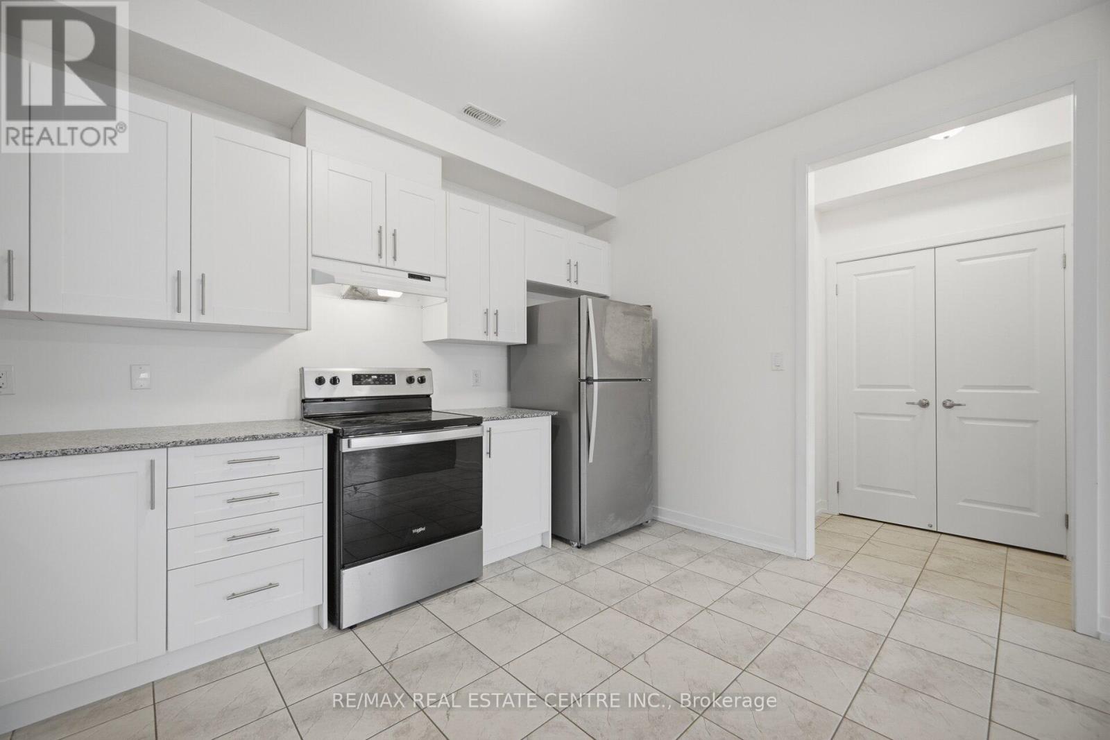 1551 Labine Point, Milton, Ontario  L9E 1V5 - Photo 12 - W13127112