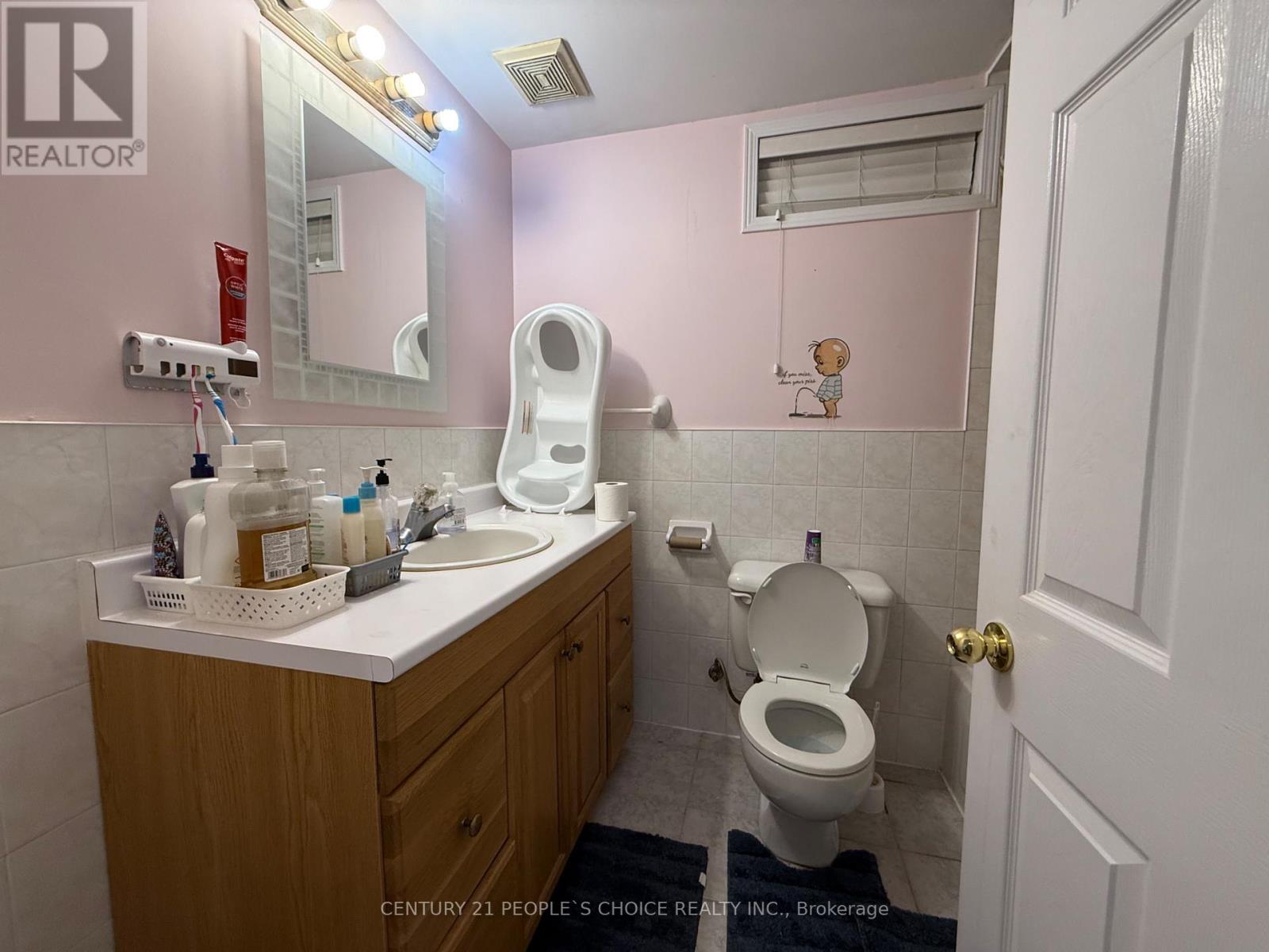 5312 Hollypoint (Lower) Avenue, Mississauga, Ontario  L5V 2L3 - Photo 7 - W13127122