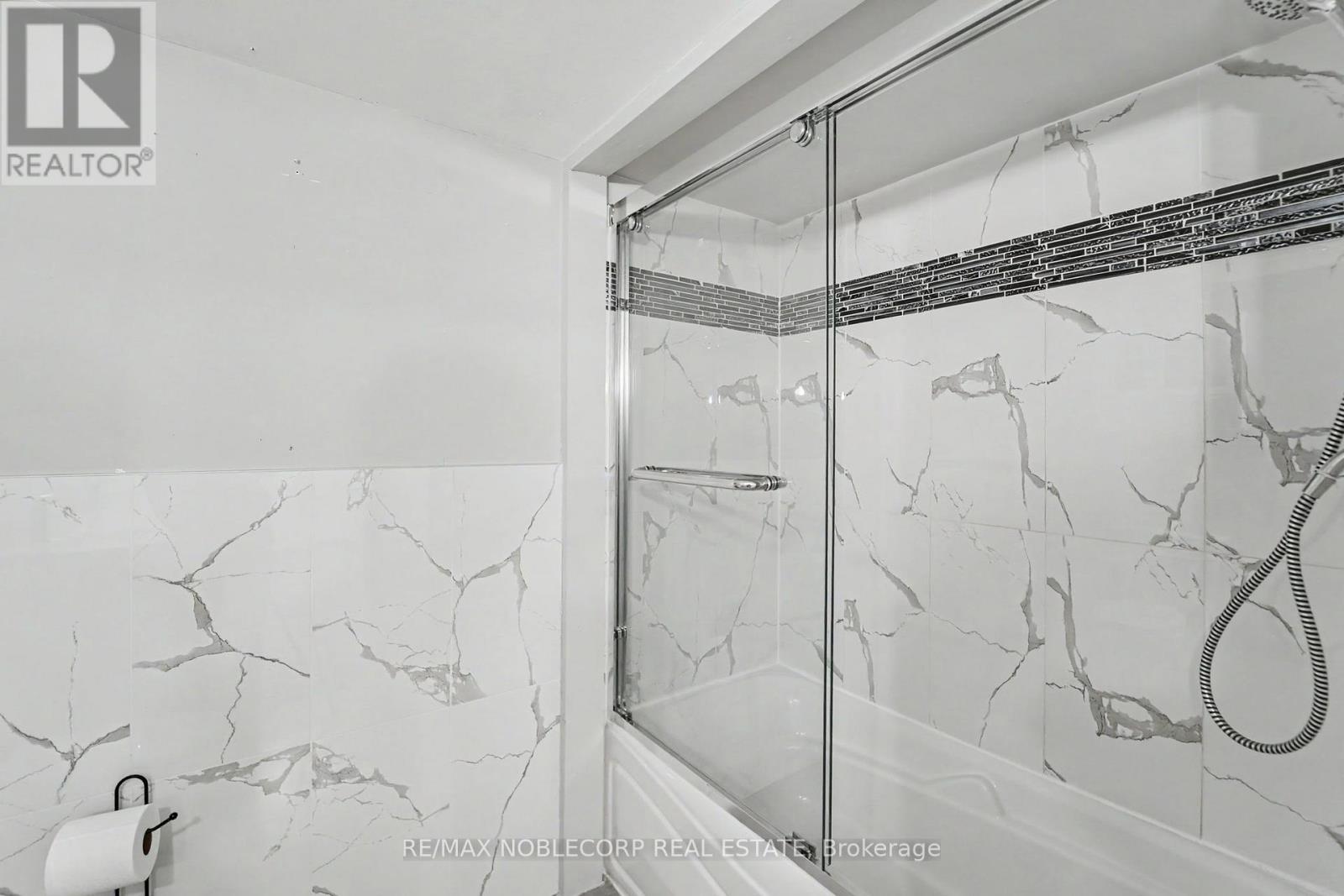 3519 Laddie Crescent, Mississauga, Ontario  L4T 1N2 - Photo 13 - W13127134