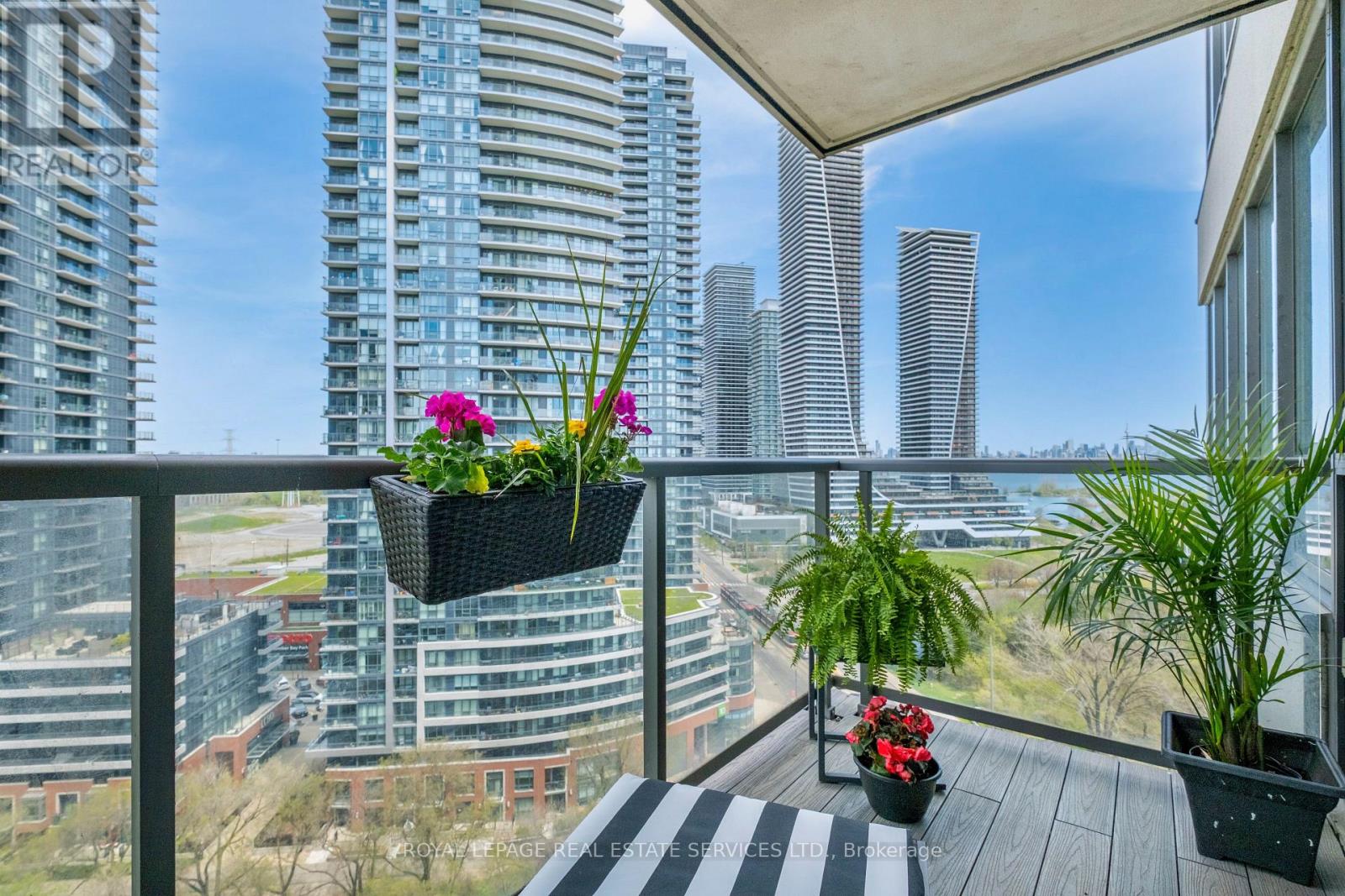 1506 - 2230 Lake Shore Boulevard W, Toronto, Ontario  M8V 0B2 - Photo 28 - W13127294