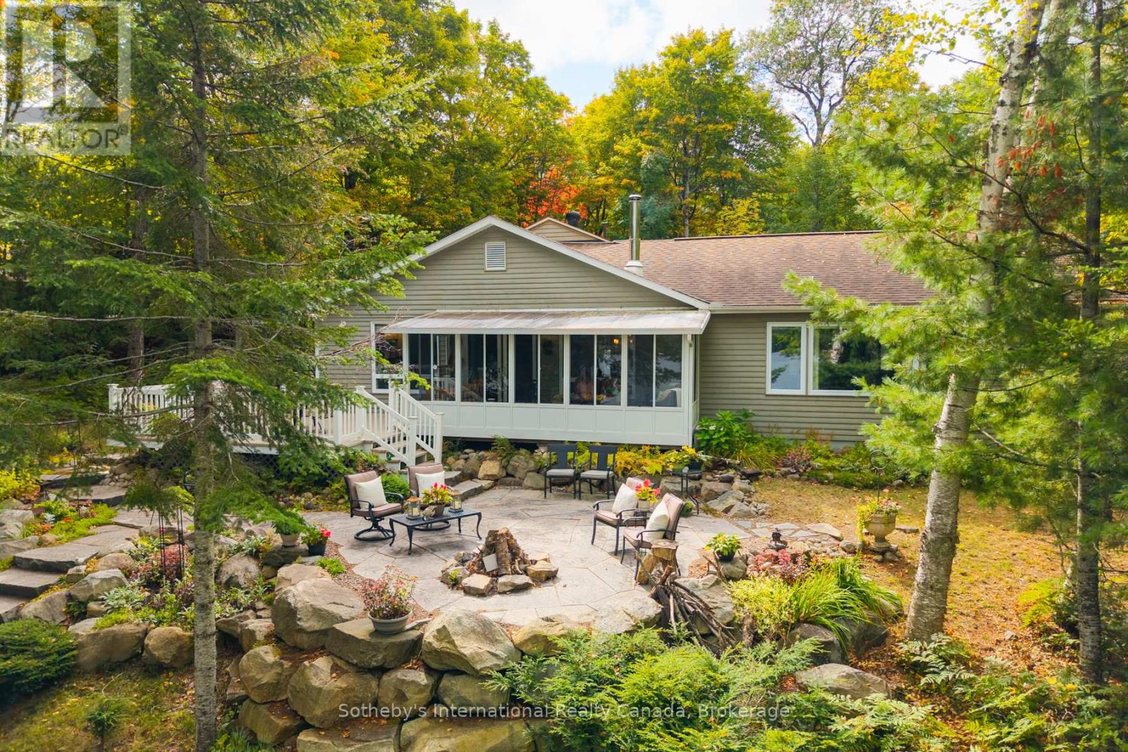 20 Fish Rock Road, Huntsville, Ontario  P1H 2N5 - Photo 3 - X12674718