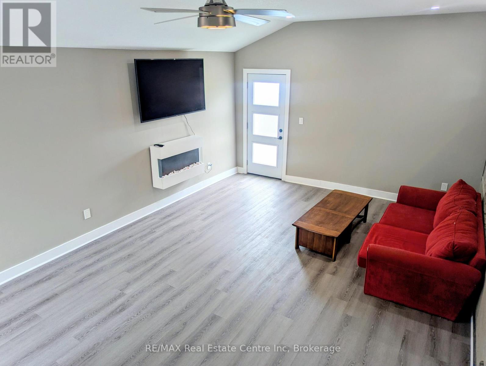 4 First Line, Centre Wellington, Ontario  N0B 1S0 - Photo 17 - X12855432