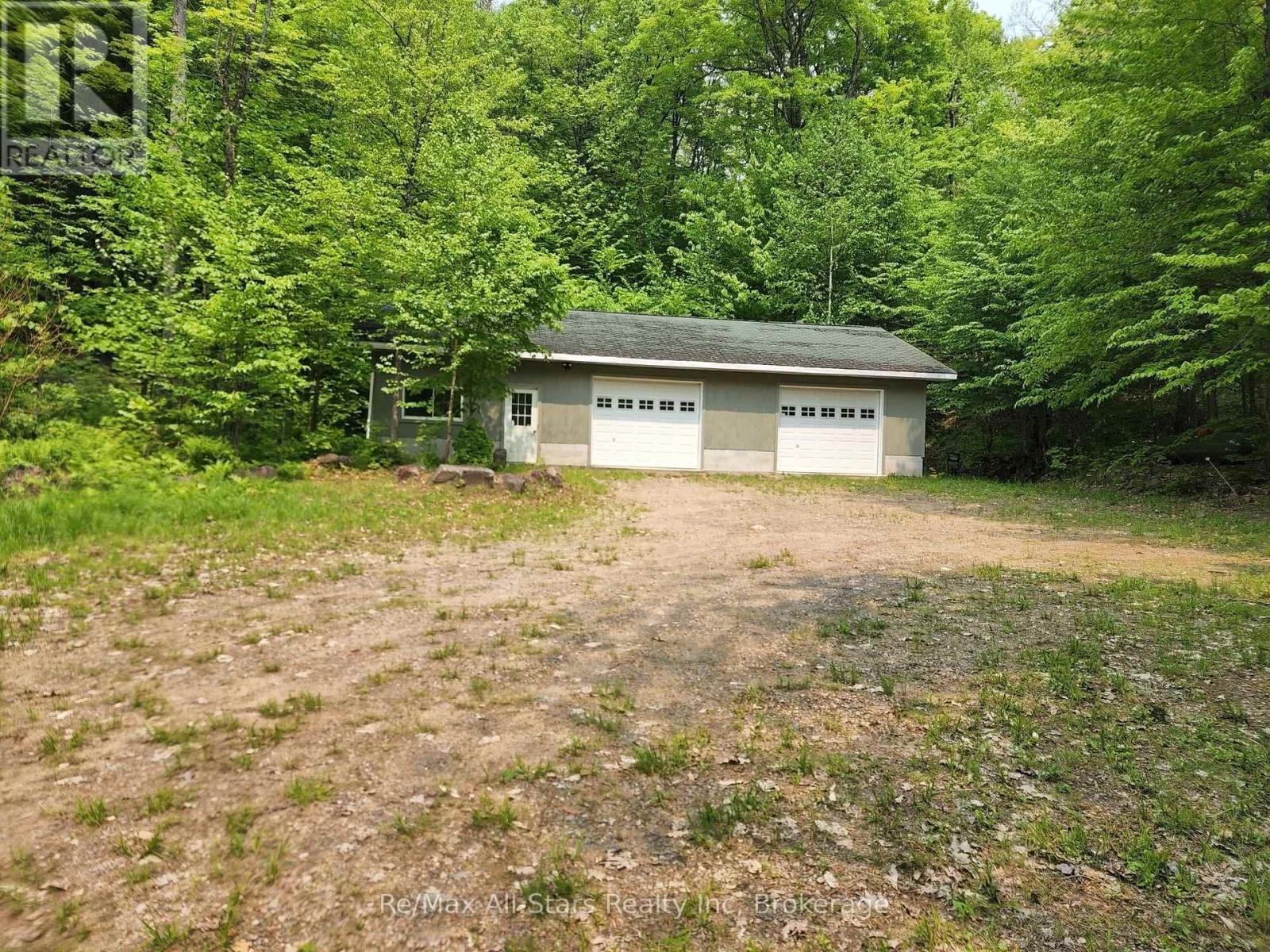 1028 Ronville Road, Lake Of Bays, Ontario  P0A 1H0 - Photo 7 - X12880294
