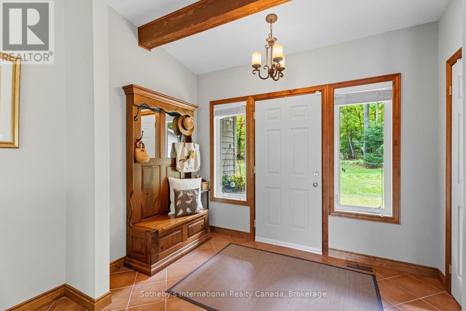 20 Fish Rock Road, Huntsville, Ontario  P1H 2N5 - Photo 5 - X12674718