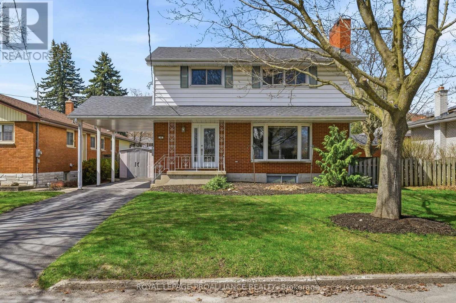 49 Plaza Square, Belleville, Ontario  K8N 4J2 - Photo 3 - X13035826