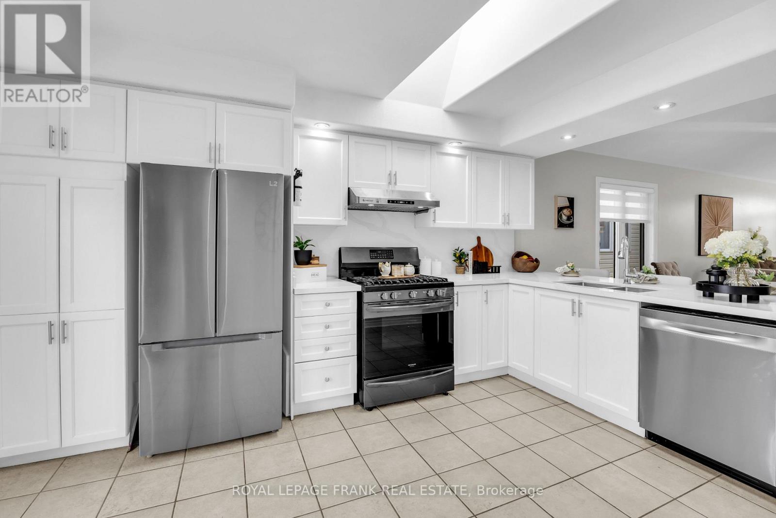 375 St Lawrence Drive, Welland, Ontario  L3C 7H7 - Photo 11 - X13127026