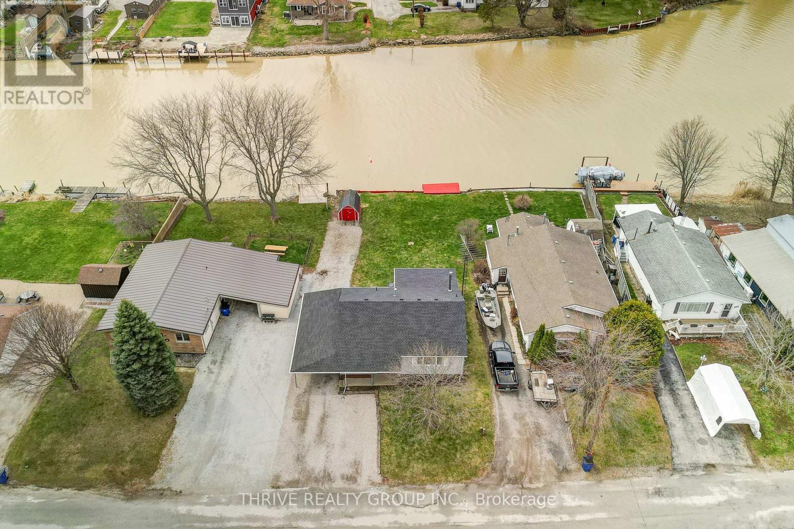 131 Water Street, Chatham-Kent, Ontario  N8A 2E8 - Photo 2 - X12999586