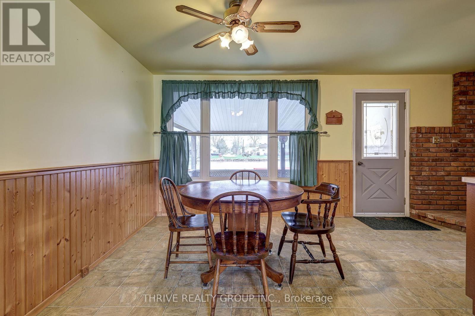 131 Water Street, Chatham-Kent, Ontario  N8A 2E8 - Photo 11 - X12999586