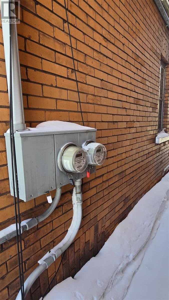 246 St. James St, Sault Ste. Marie, Ontario  P6A 1P6 - Photo 5 - SM260170