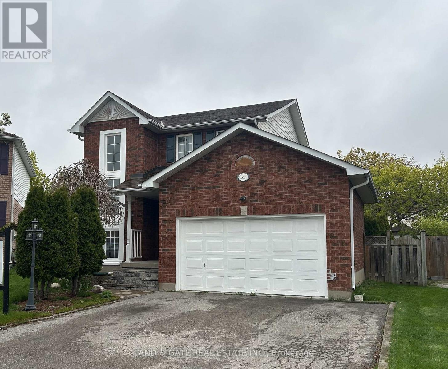 367 CONCORDIA COURT, Oshawa, Ontario