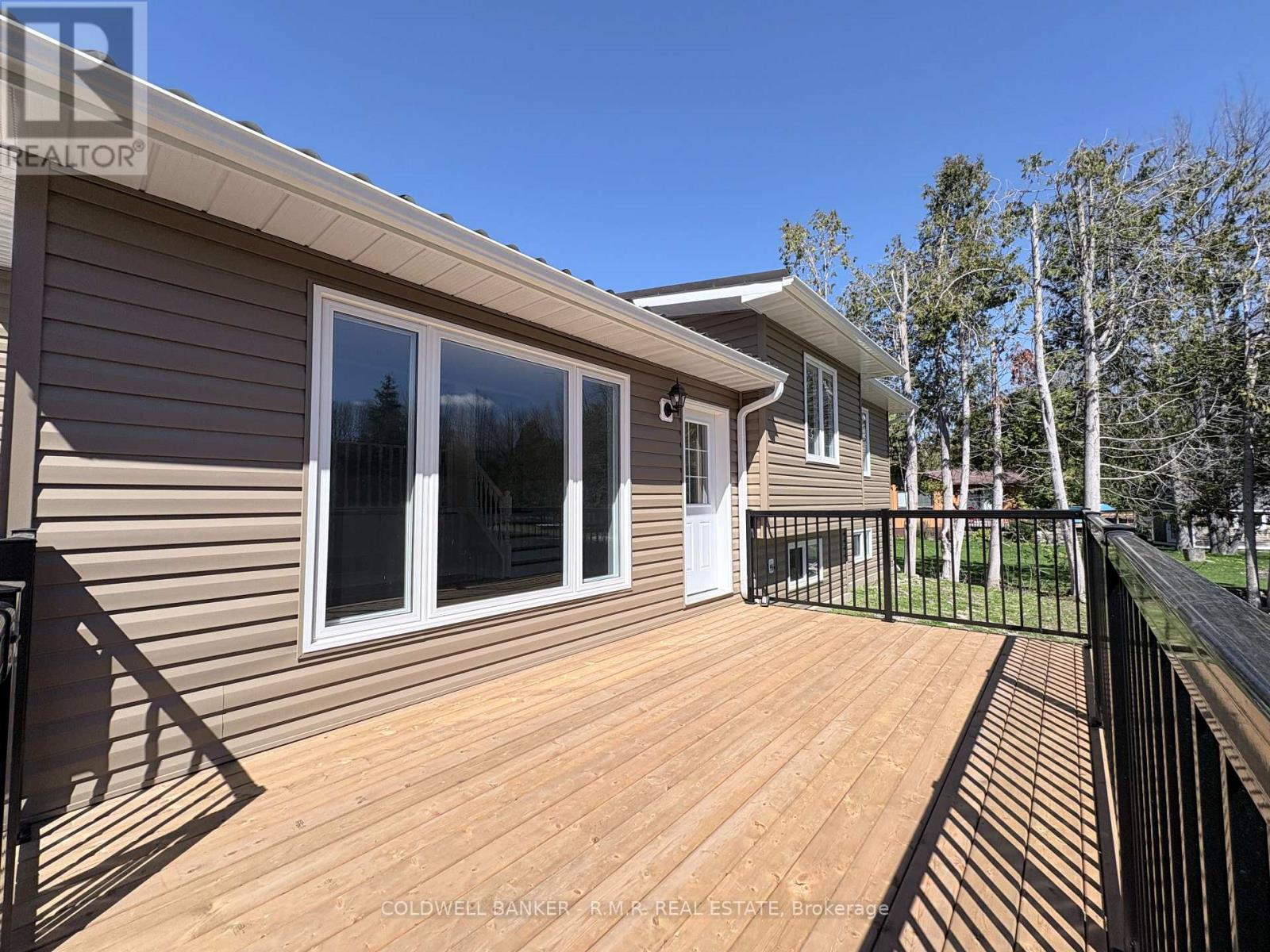 1355 Furniss Drive, Ramara (Brechin), Ontario  L0K 1B0 - Photo 6 - S13127670