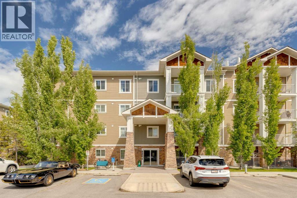 106, 304 Cranberry Park SE, Calgary, Alberta  T3M 1W2 - Photo 1 - A2282535
