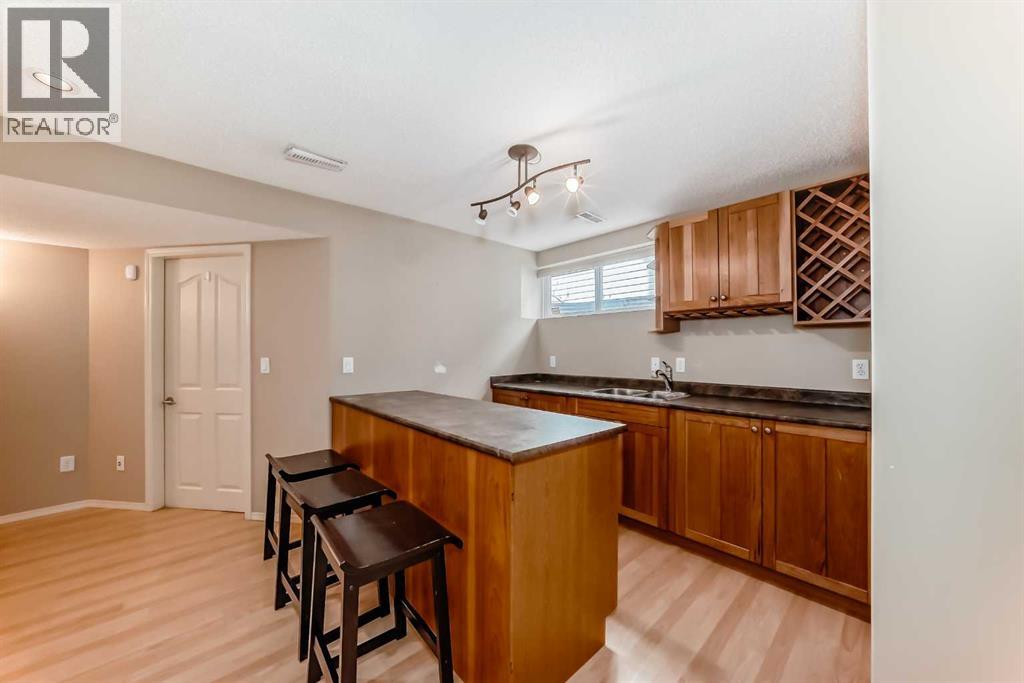 131 Somerside Crescent SW, Calgary, Alberta  T2T 4K6 - Photo 44 - A2296775