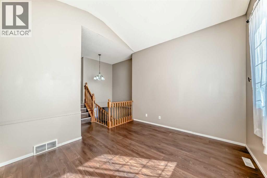 131 Somerside Crescent SW, Calgary, Alberta  T2T 4K6 - Photo 26 - A2296775