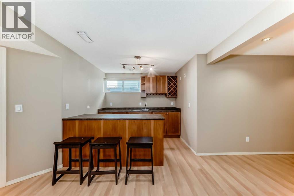 131 Somerside Crescent SW, Calgary, Alberta  T2T 4K6 - Photo 43 - A2296775
