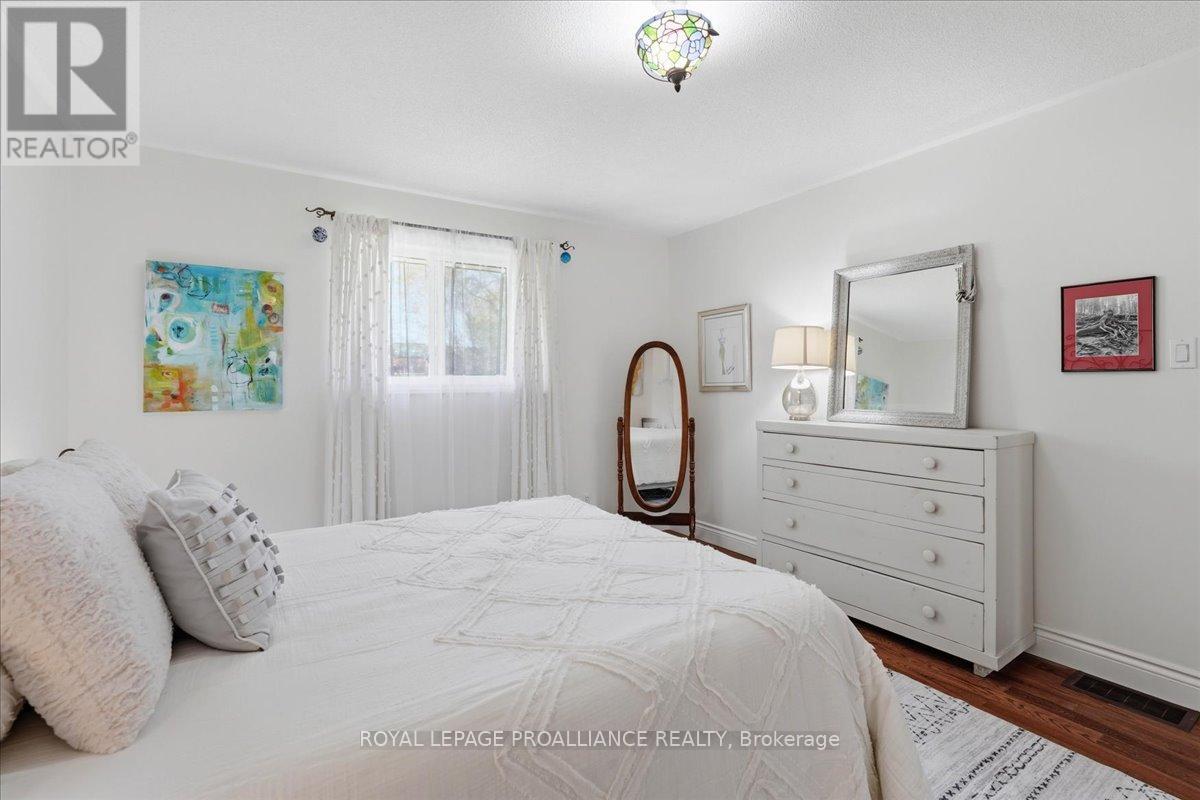 82 West Mary Street, Prince Edward County, Ontario  K0K 2T0 - Photo 22 - X13127712