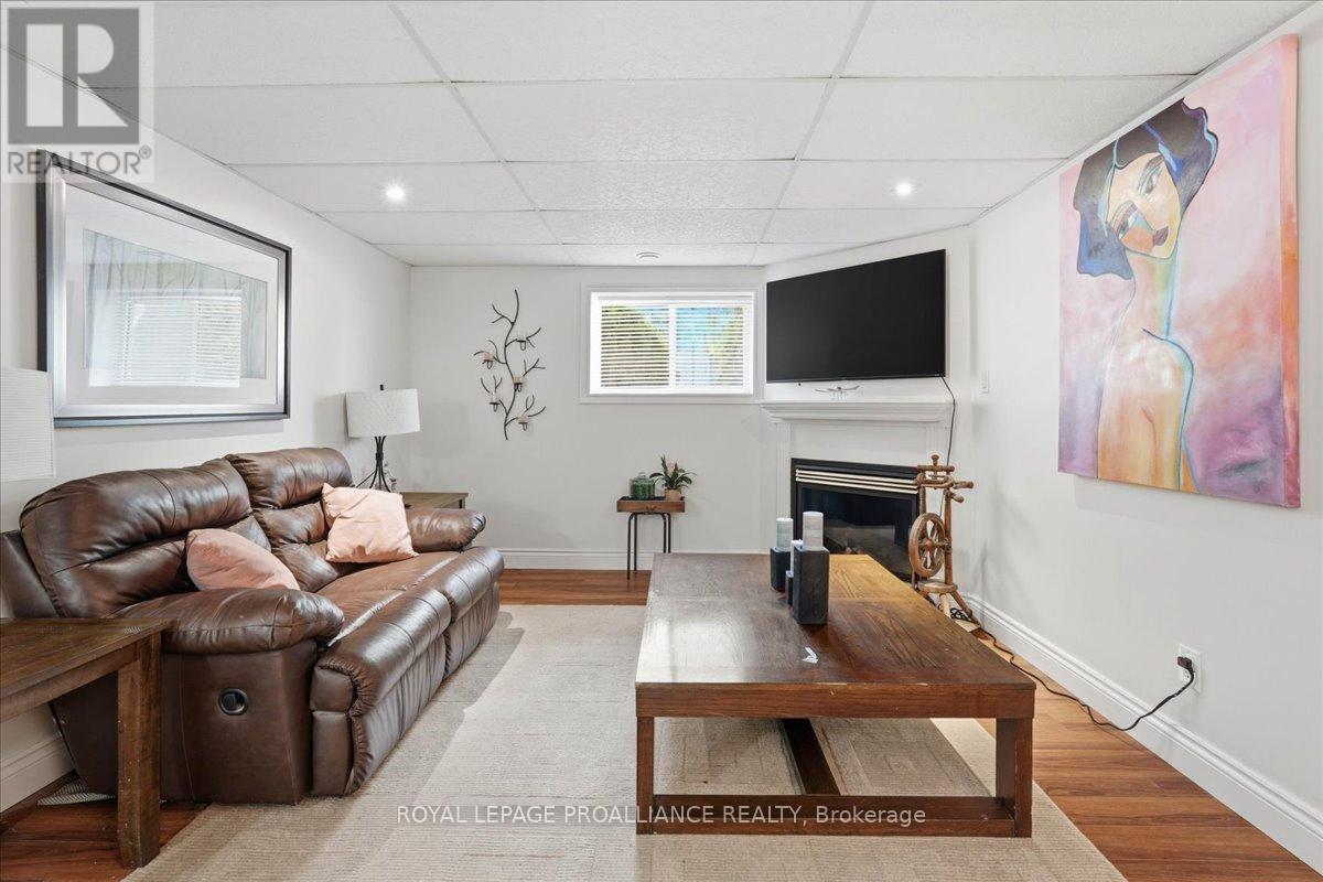 82 West Mary Street, Prince Edward County, Ontario  K0K 2T0 - Photo 28 - X13127712