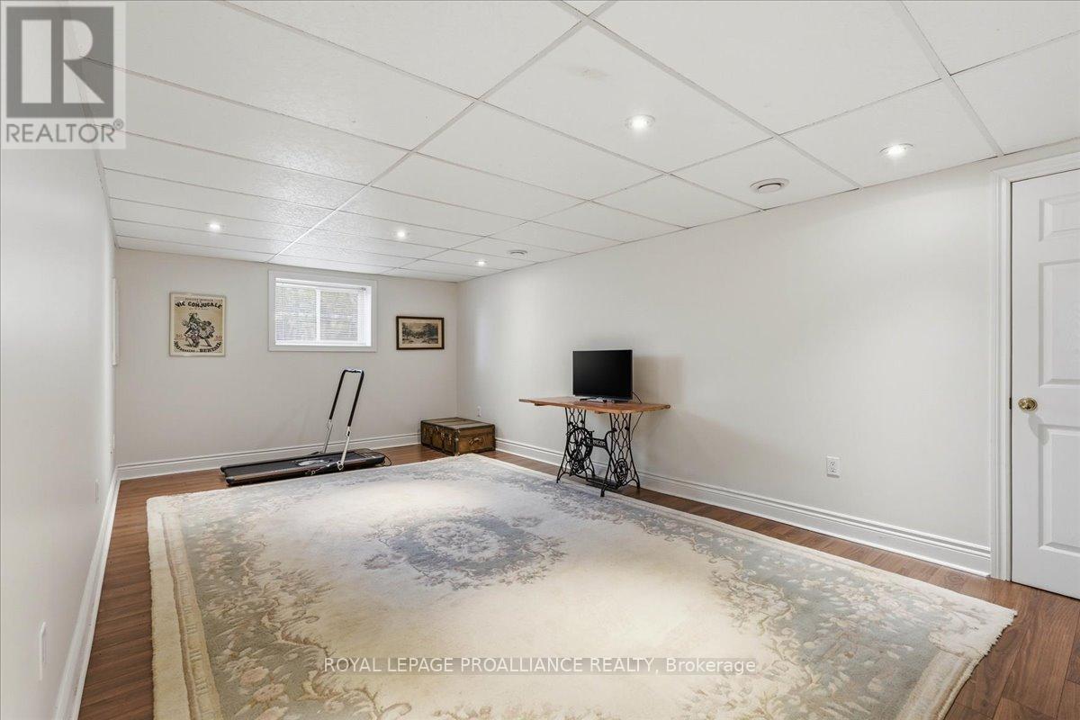 82 West Mary Street, Prince Edward County, Ontario  K0K 2T0 - Photo 34 - X13127712